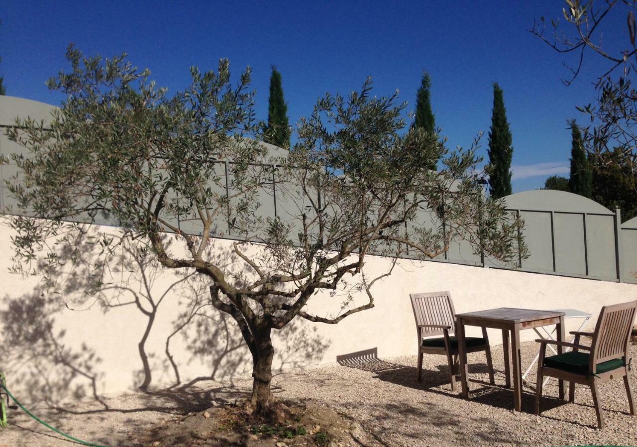 Maison D'Hotes Ventoureso Malemort-du-Comtat Dış mekan fotoğraf
